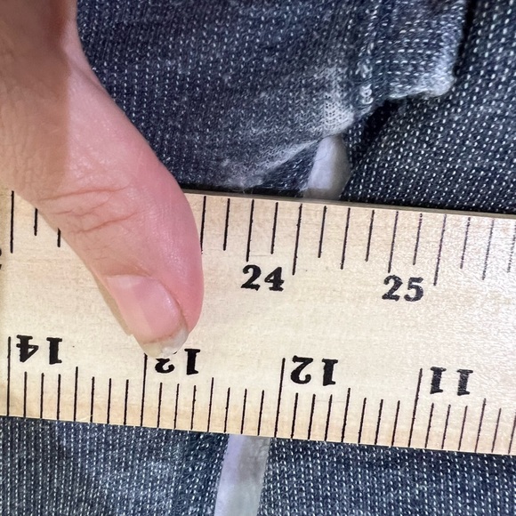 GORGEOUS LUCKY BRAND TOP L LARGE EMBROIDERED GRAY BURNOUT 792 PINK ROSES WHITE - Picture 8 of 14